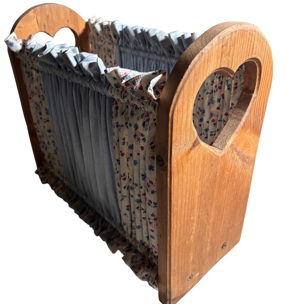 Vintage Wooden Magazine Rack Heart Cutout Floral Cottagecore Country Charm FAIR